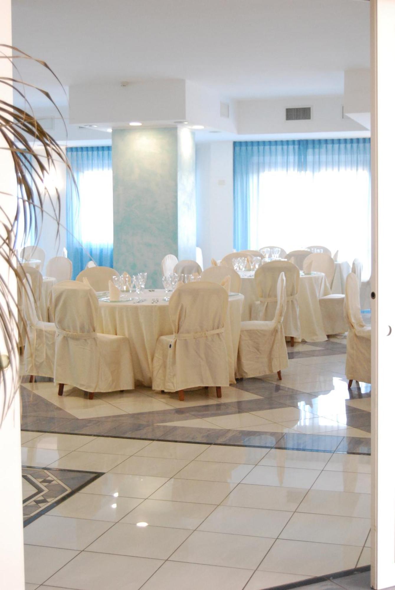 Hotel Dakar Living